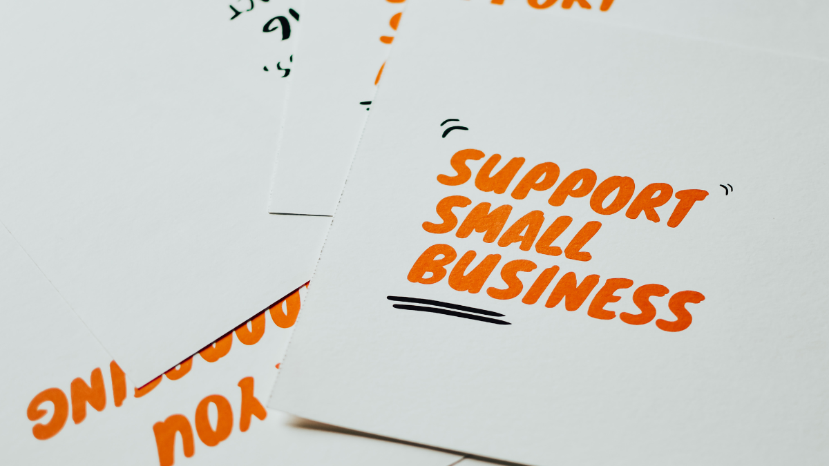 7 Ways to Support Your Favorite Small Business Without Spending Money