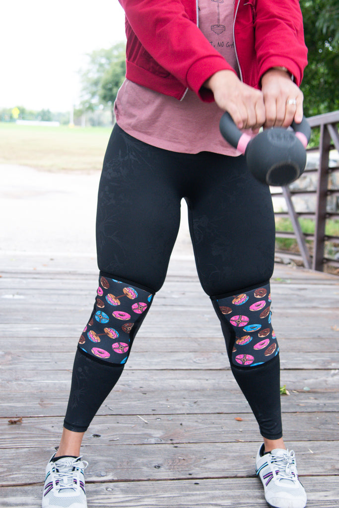 Circle of Life Contour Knee Sleeves